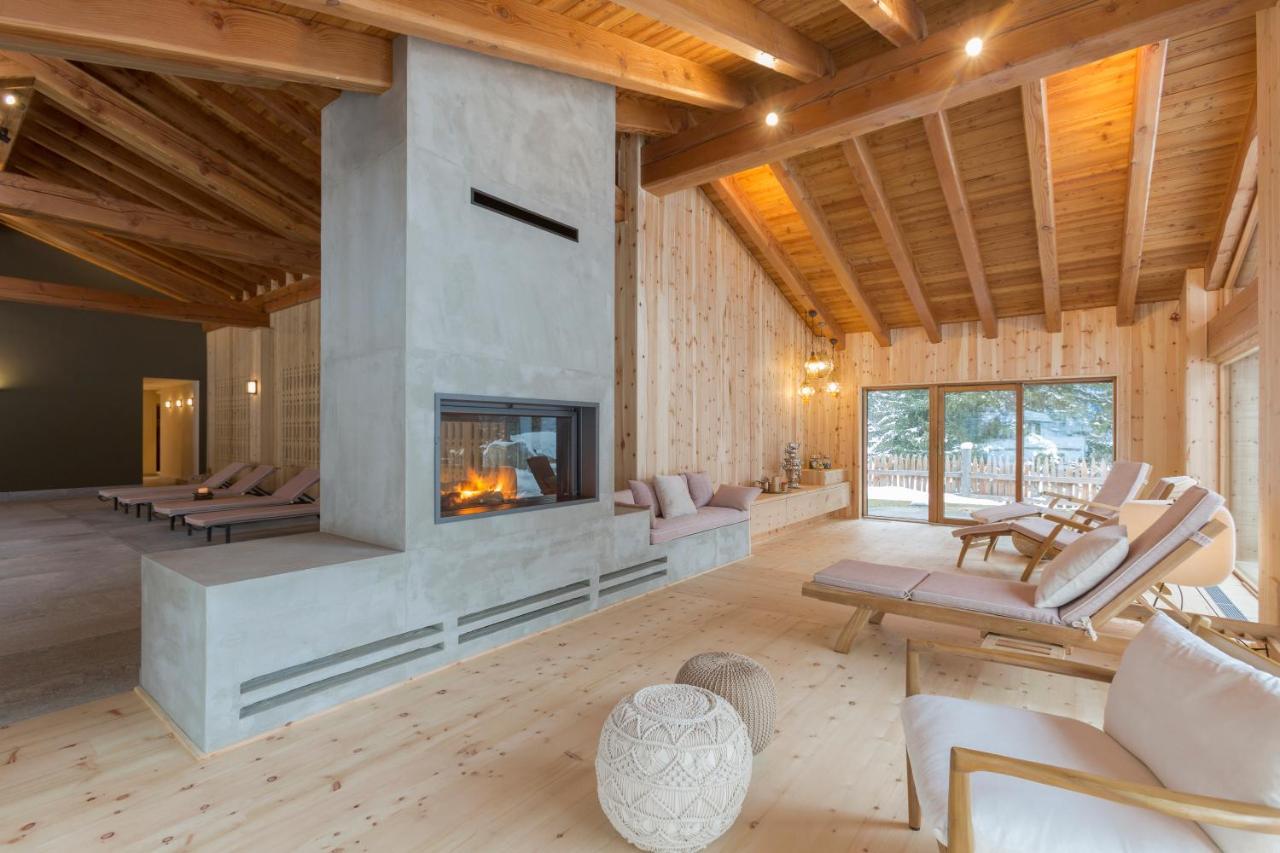 Chalet Eden Eco Hotel, Restaurant & Wellness Ла-Тюйль Экстерьер фото