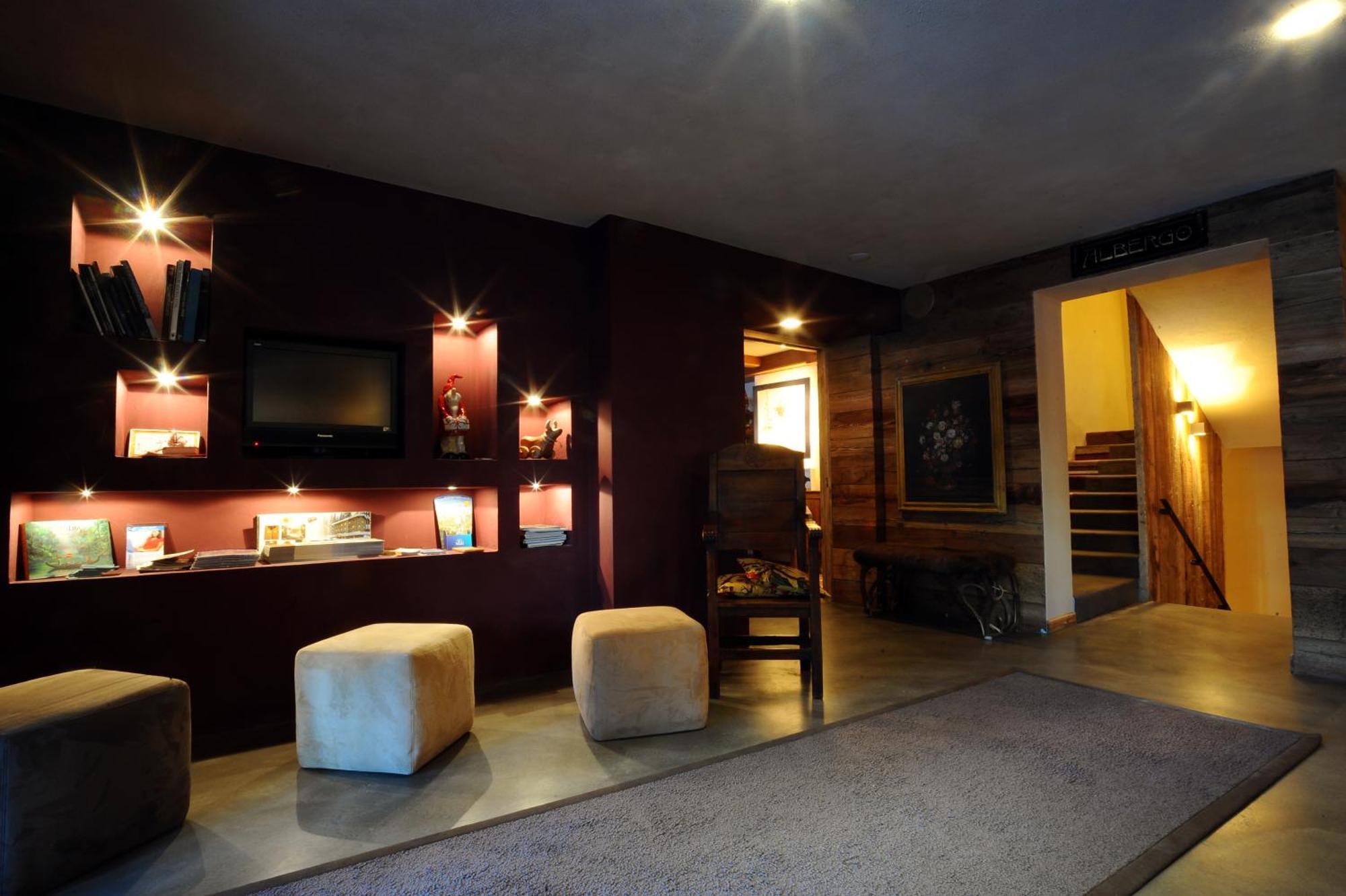 Chalet Eden Eco Hotel, Restaurant & Wellness Ла-Тюйль Экстерьер фото