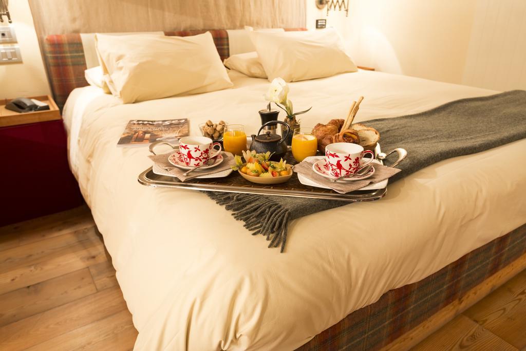Chalet Eden Eco Hotel, Restaurant & Wellness Ла-Тюйль Экстерьер фото