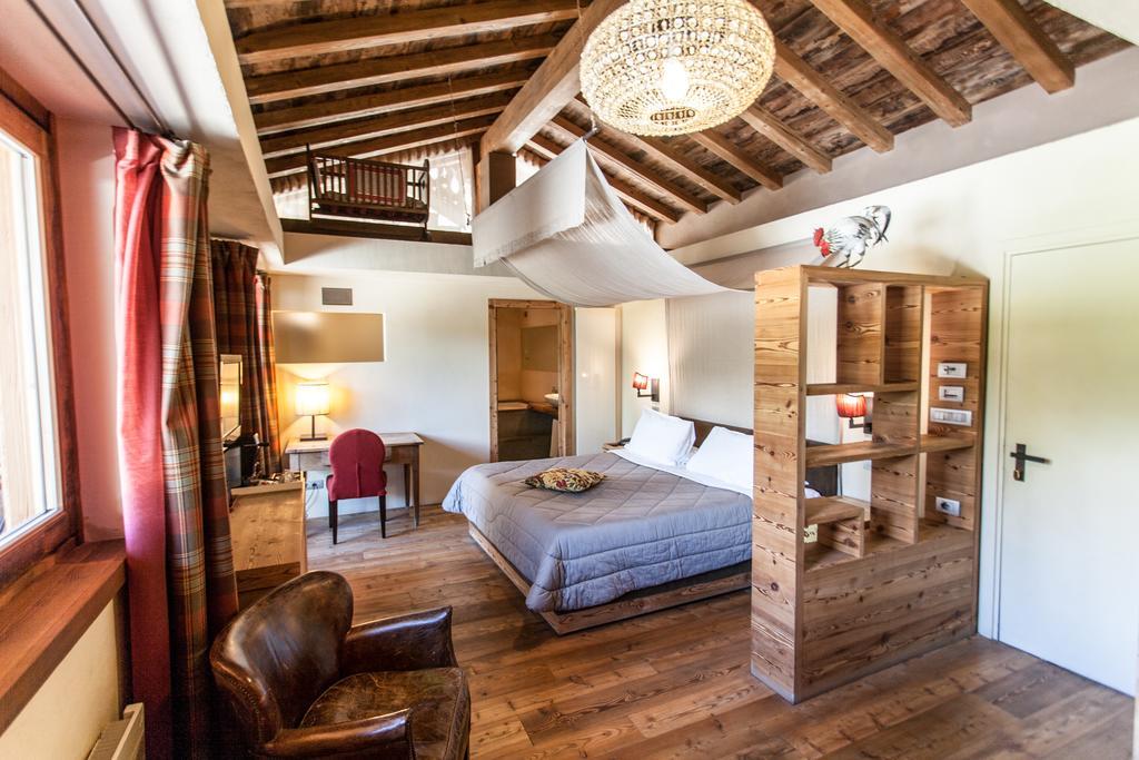 Chalet Eden Eco Hotel, Restaurant & Wellness Ла-Тюйль Экстерьер фото