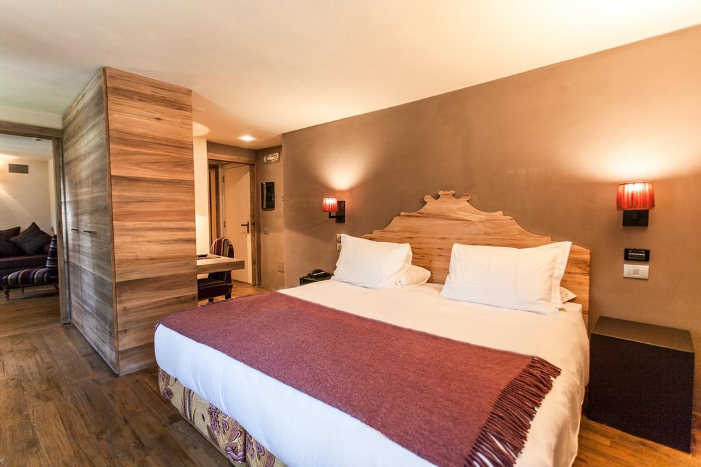 Chalet Eden Eco Hotel, Restaurant & Wellness Ла-Тюйль Экстерьер фото