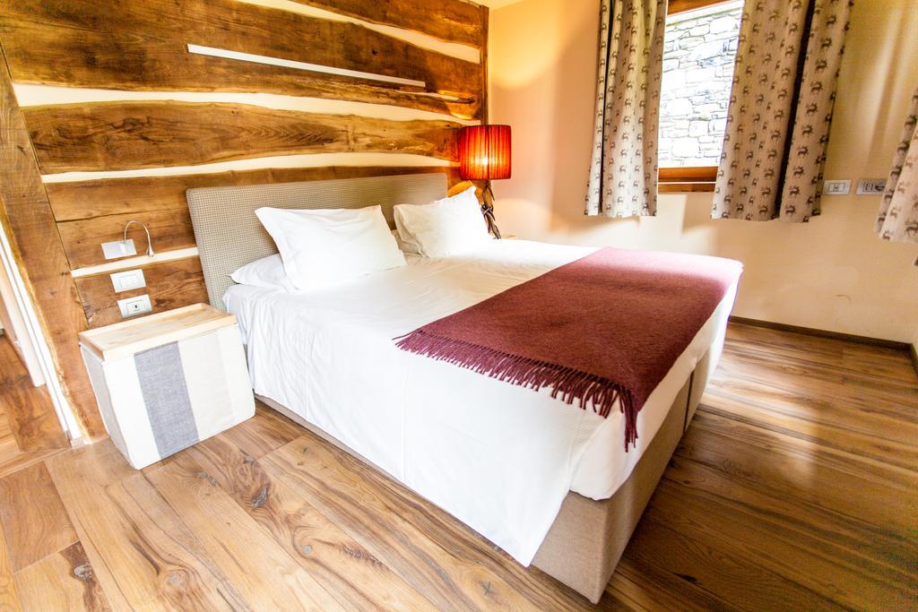 Chalet Eden Eco Hotel, Restaurant & Wellness Ла-Тюйль Экстерьер фото