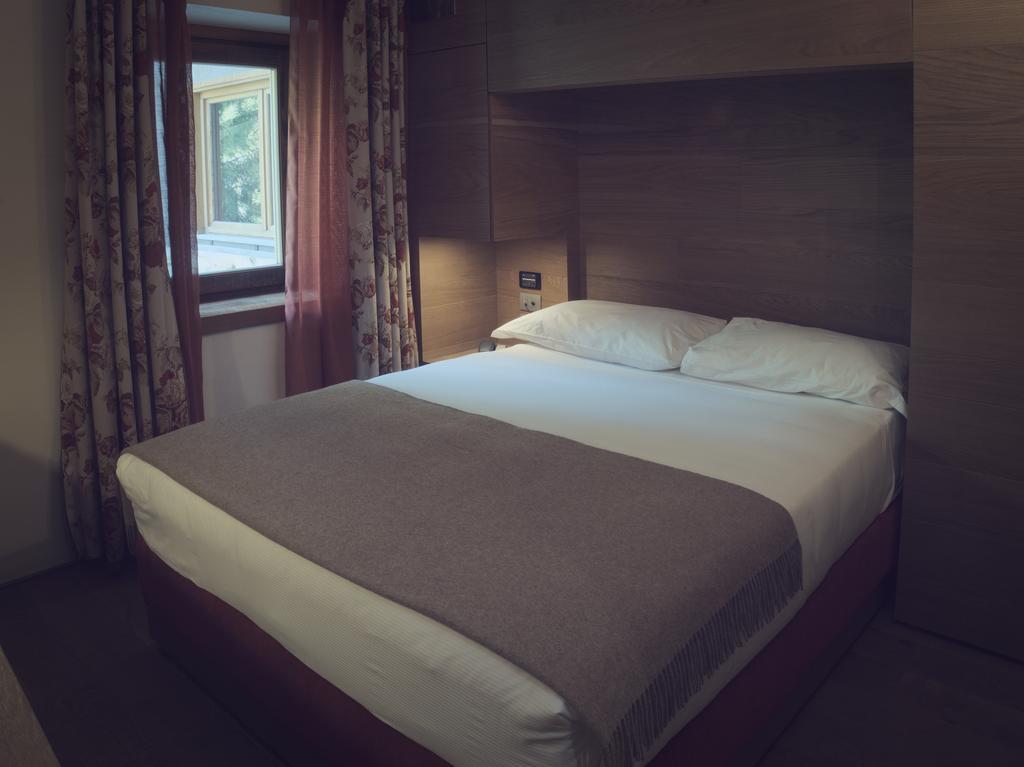 Chalet Eden Eco Hotel, Restaurant & Wellness Ла-Тюйль Экстерьер фото